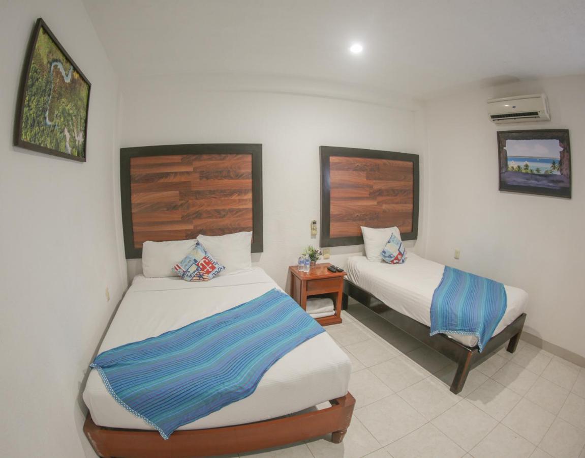 Seven Blue House Village & Lodge Bacalar Bagian luar foto